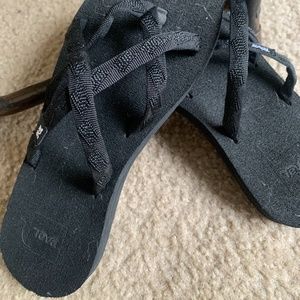 Olowahu Teva Women's Shoes